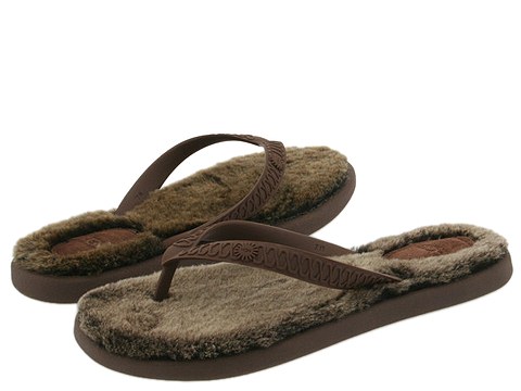 UPC 889830407230 product image for UGG Fluffie (Chocolate/Metallic Gold) Women's Sandals | upcitemdb.com