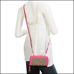  Town And Country II Large Double Zip Around With Detachable Strap
