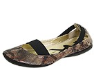 AK Anne Klein - Saba (Brown/Black Suede)