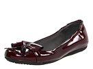 Stuart Weitzman - Issue (Wine Pebble Patent) - Footwear