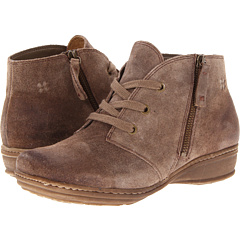 Naturalizer Medley (Malt Taupe Suede) Footwear