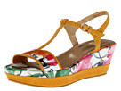 Stuart Weitzman - Flatty (Petunia Patent)