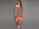 Jessica Simpson - Pleated Colorblock Dress w/ Crisscross Back (Deep Taupe) - Apparel