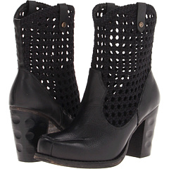 Vogue Short Salad (Black) Footwear
