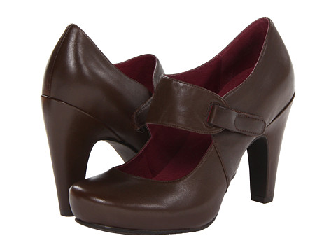Shoesininblog | Tsubo Women's Caia Pumps in Black