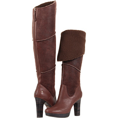 UGG Dreaux (Stout) Footwear