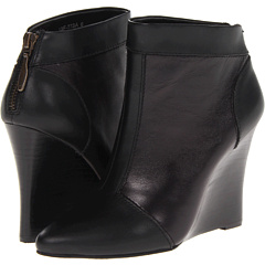 Nanette Lepore Intoxicating Bootie (Black) Footwear