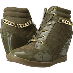 GUESS Hevin (Dark Green) Footwear