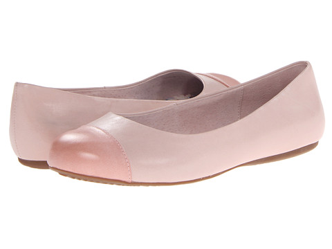pale pink flat shoes