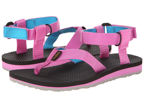 pink tevas