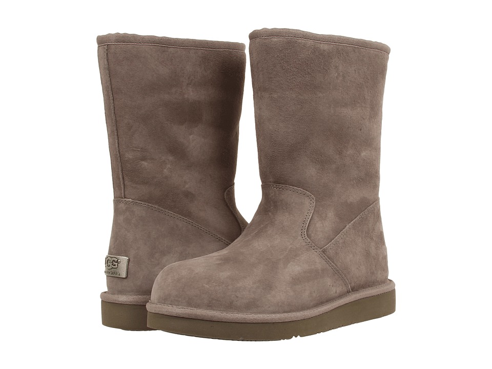 Womens Boots UGG Pierce Grey Womens Boots UGG Pierce Grey