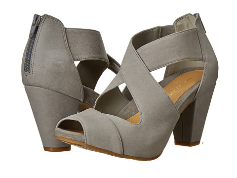 easy spirit high heels