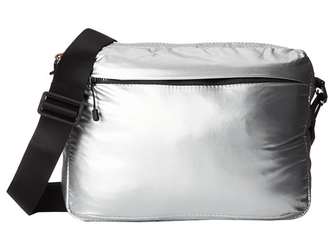 Nike - Studio Kit Medium (Metallic Silver/Metallic Silver/(Black)) Travel Pouch