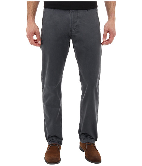 Dockers Men's - Alpha Core Standard Fit Twill (Hurricane) Men's Casual Pants