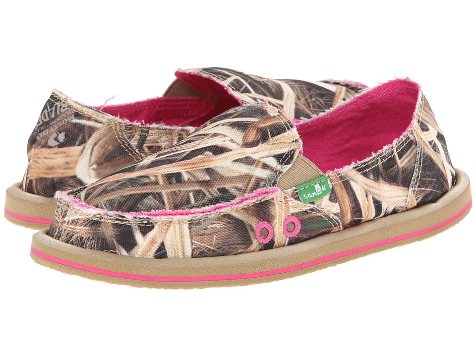 sanuk camo shoes