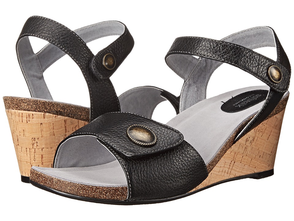 SoftWalk Jordan (Black Soft Tumbled Leather) Women