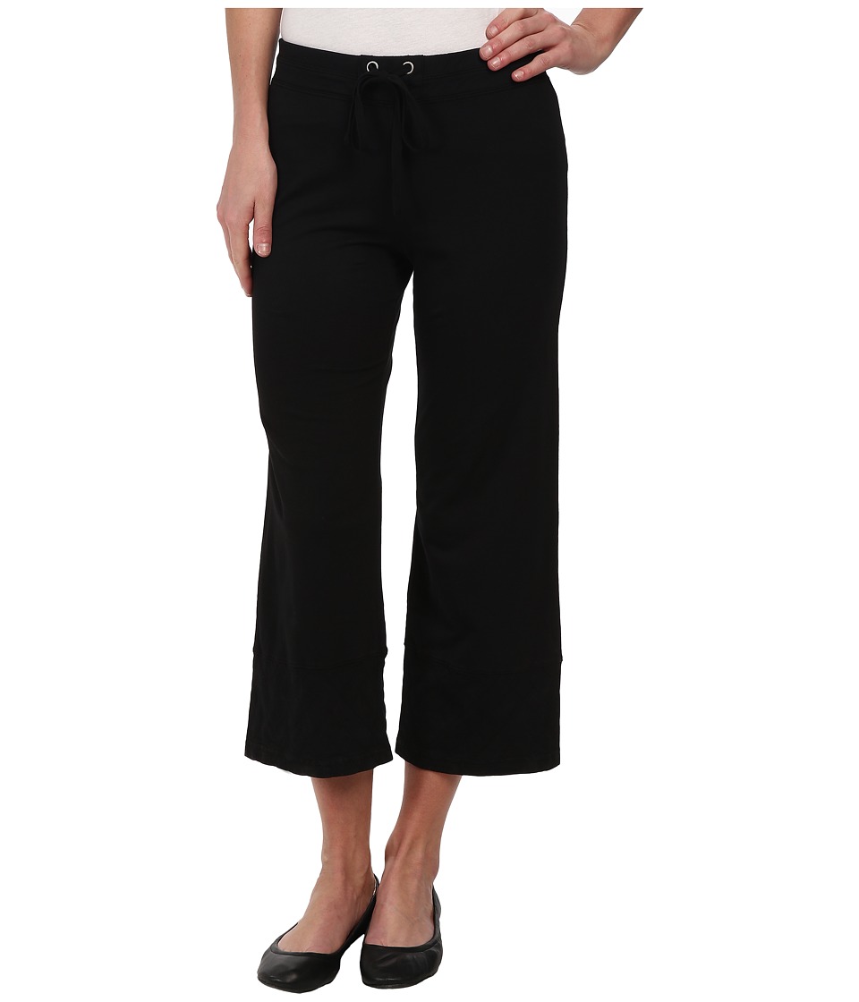 Mod-o-doc French Terry Cross-Stitch Back Slit Capri (Black) Women