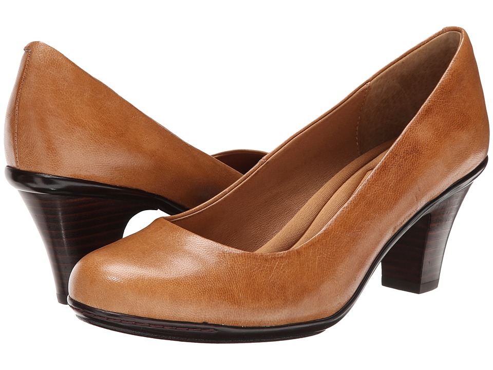 Sofft Velma (Luggage Goat Lt. Pull Up) High Heels