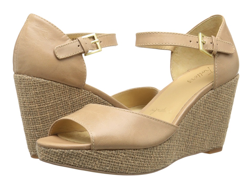 Trotters Amber (Sand Soft Dull Leather) Women