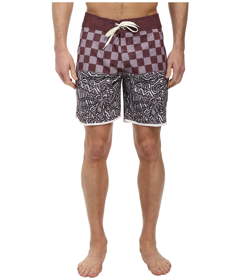 Quiksilver - Quad Rock 18 Scallop Boardshort (Sassafras) Men