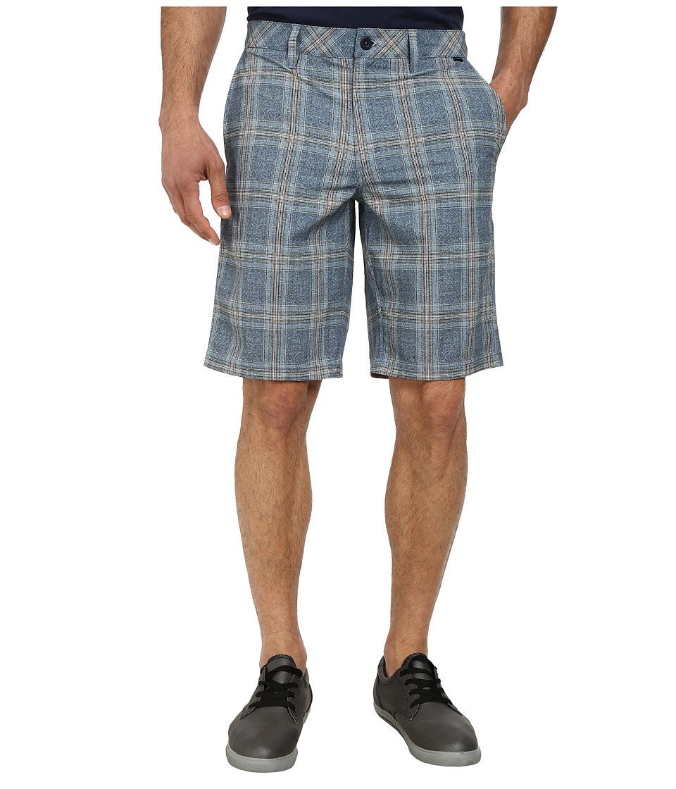 TravisMathew Charles Short (Iris Plaid) Men