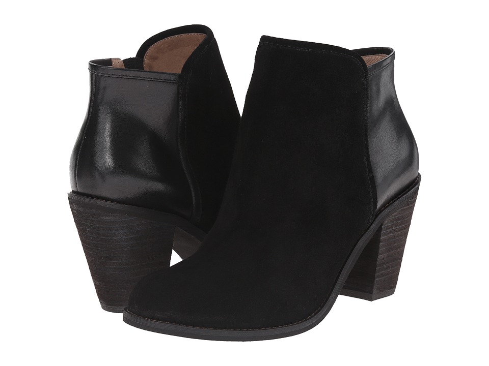 SoftWalk Frontier (Black Suede Leather) Women