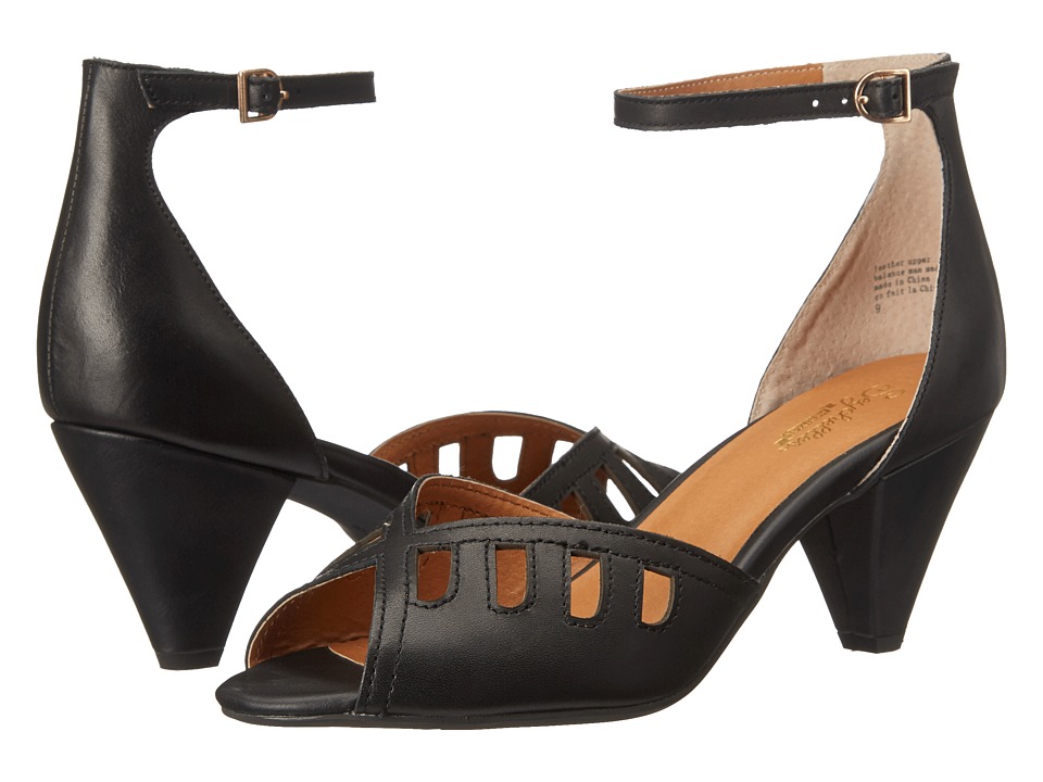 Seychelles Astonish (Black) Women