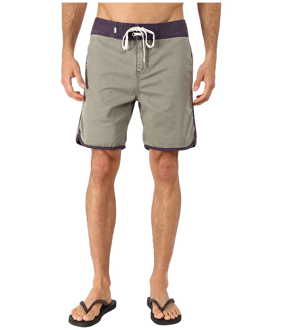 Quiksilver Street Trunks Scallop Walk Shorts (Dusty Olive) Men