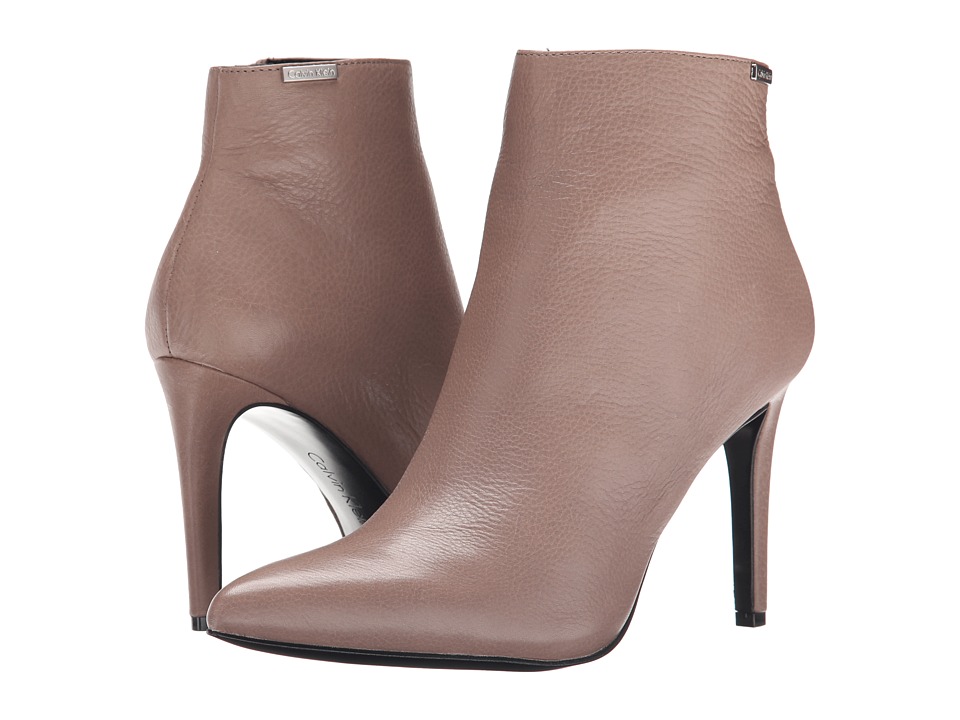 Calvin Klein - Clariss (Winter Taupe Leather) Women