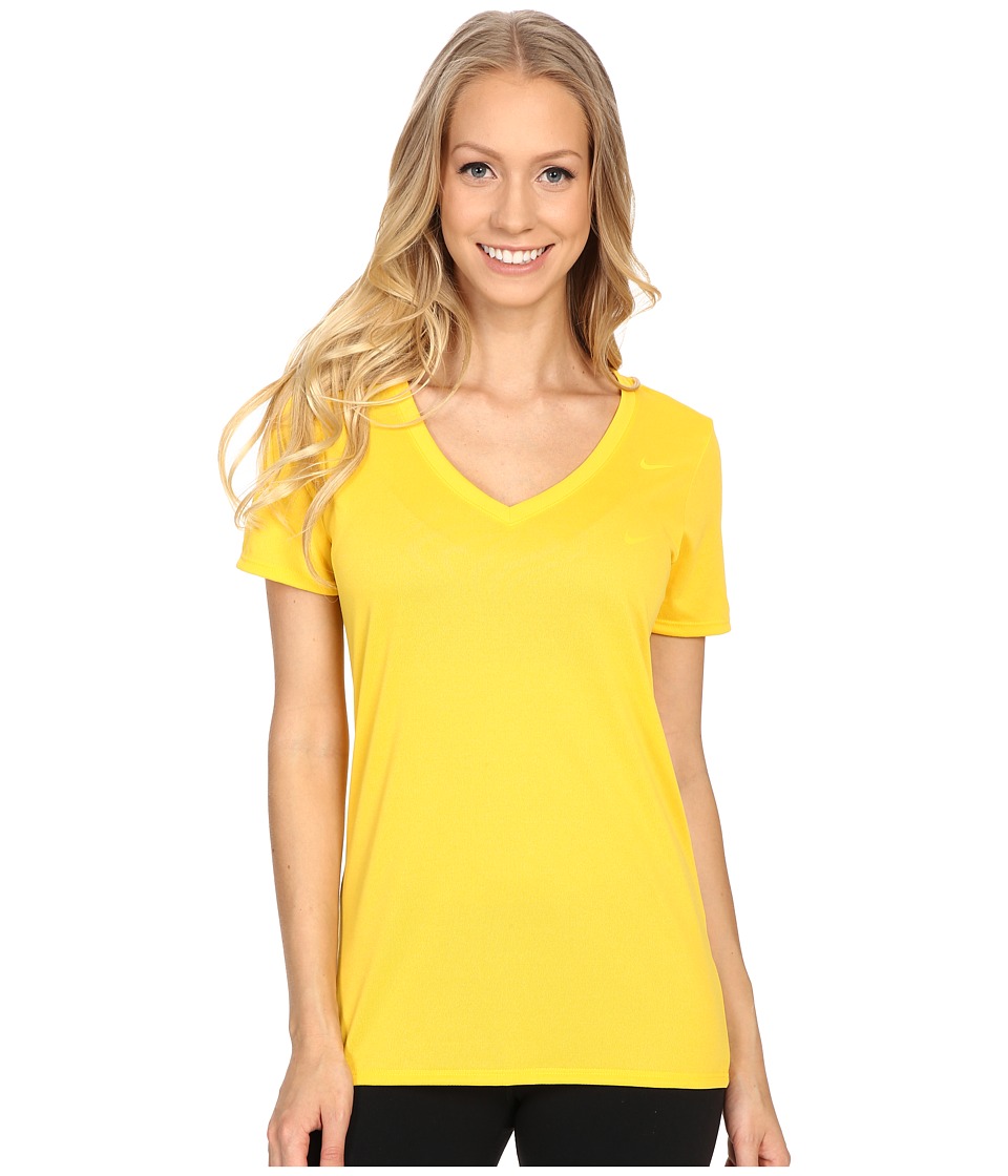 Nike - Legend 2.0 V-Neck Training Tee (Varsity Maize/Varsity Maize) Women