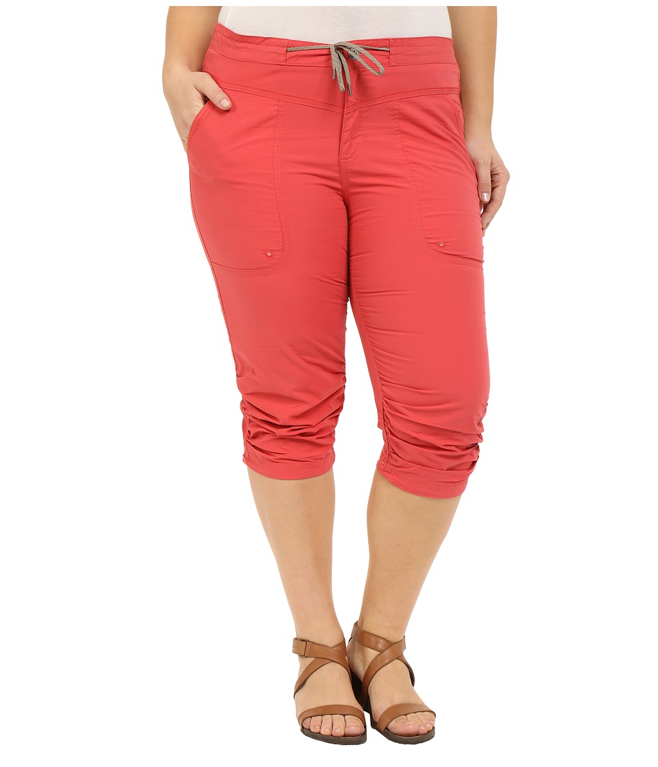 Columbia Plus Size Down the Path Capri Pants (Sunset Red) Women