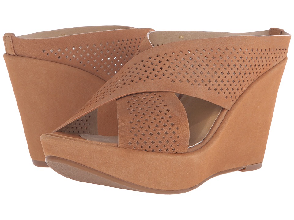 Vaneli Elfry (Cuoio Nubia Perf) Women