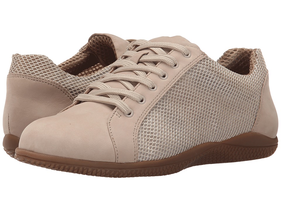 SoftWalk Hickory (Sand Nubuck Leather/Mesh Fabric) Women