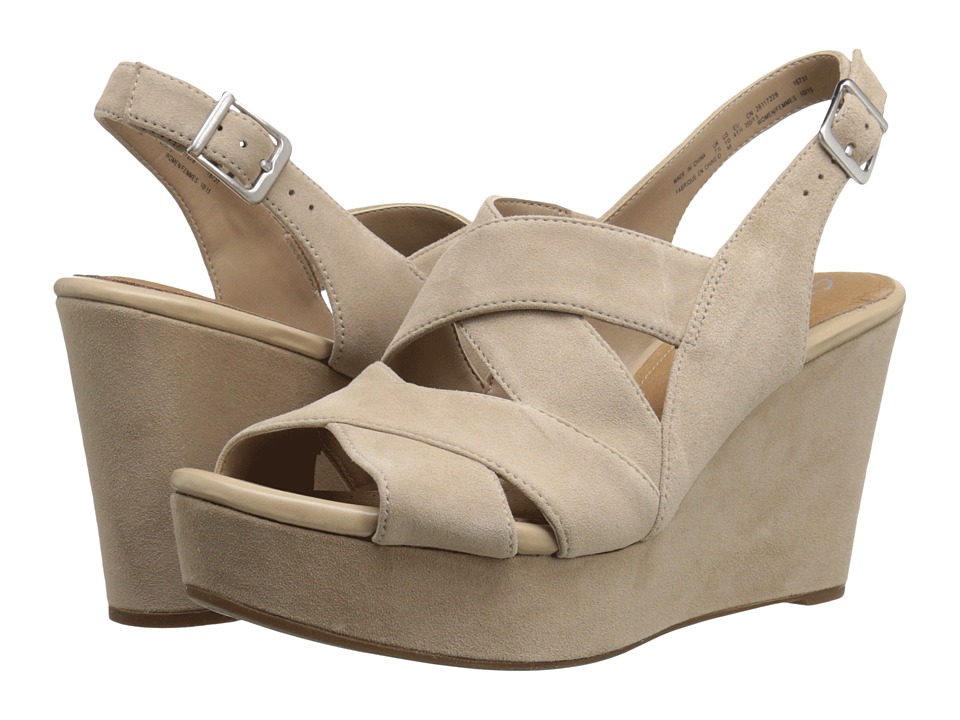 Clarks Amelia Alice (Sand Suede) Women