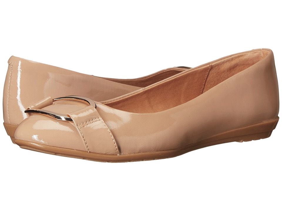 Sofft - Benton (Sand Patent) Women