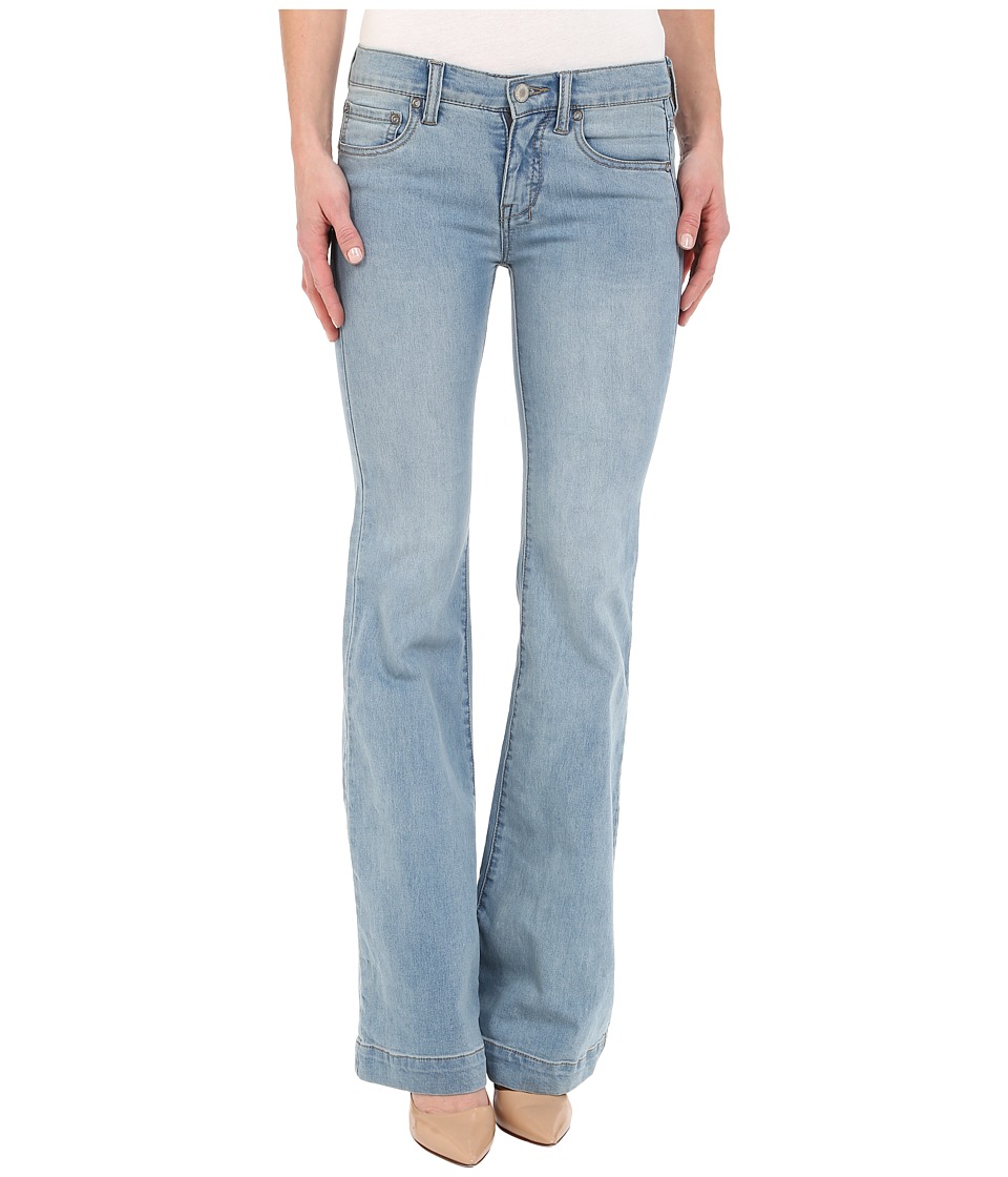 Free People Gummy Denim Clean Mid Rise Flare (Marlin) Women