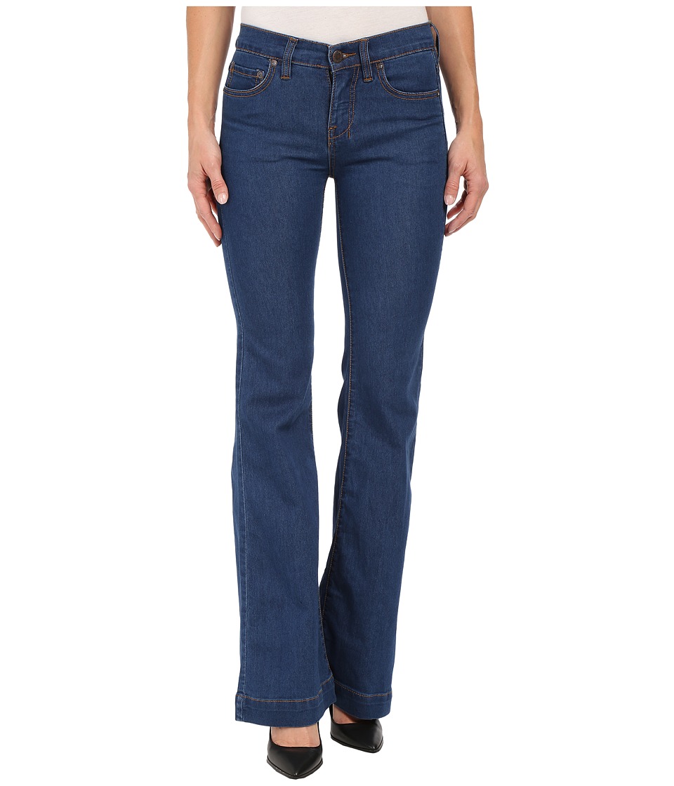 Free People Gummy Denim Clean Mid Rise Flare (Dallas) Women