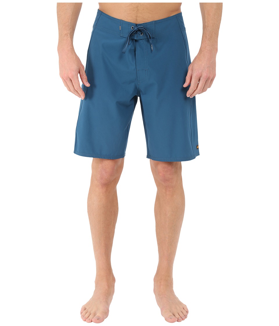 Quiksilver Waterman Makana Boardshorts (Legion Blue) Men