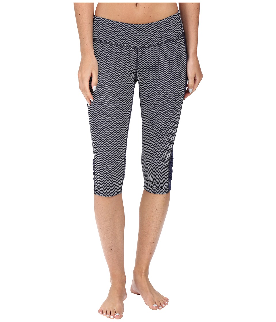 Carve Designs Hampton Capris (Anchor Chevron) Women