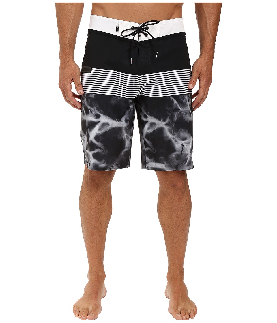 Quiksilver - Division Remix 20 Boardshorts (Black) Men