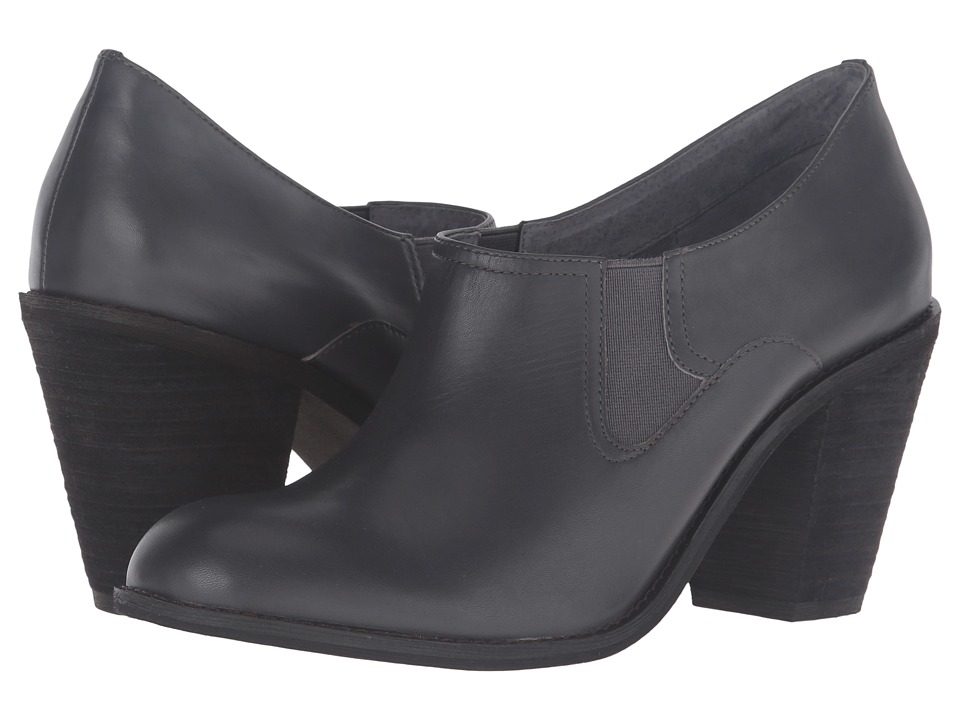 SoftWalk Fargo (Dark Grey Smooth Leather) High Heels