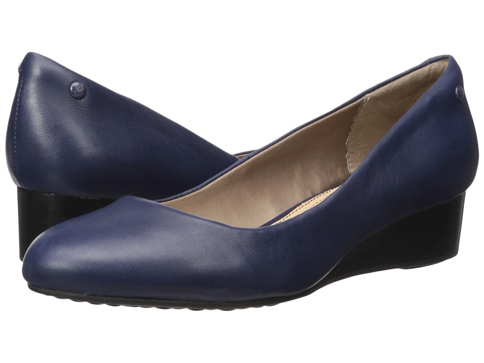 Hush Puppies Dot Admire (Navy Leather) Women