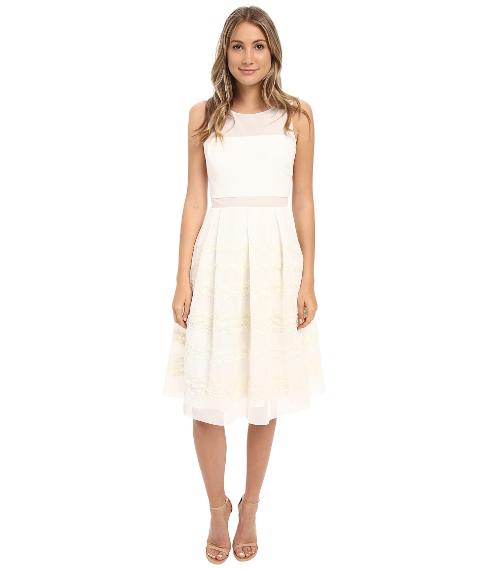 Badgley Mischka Boat Neck Pleated Floral Dress (Ivory) Women