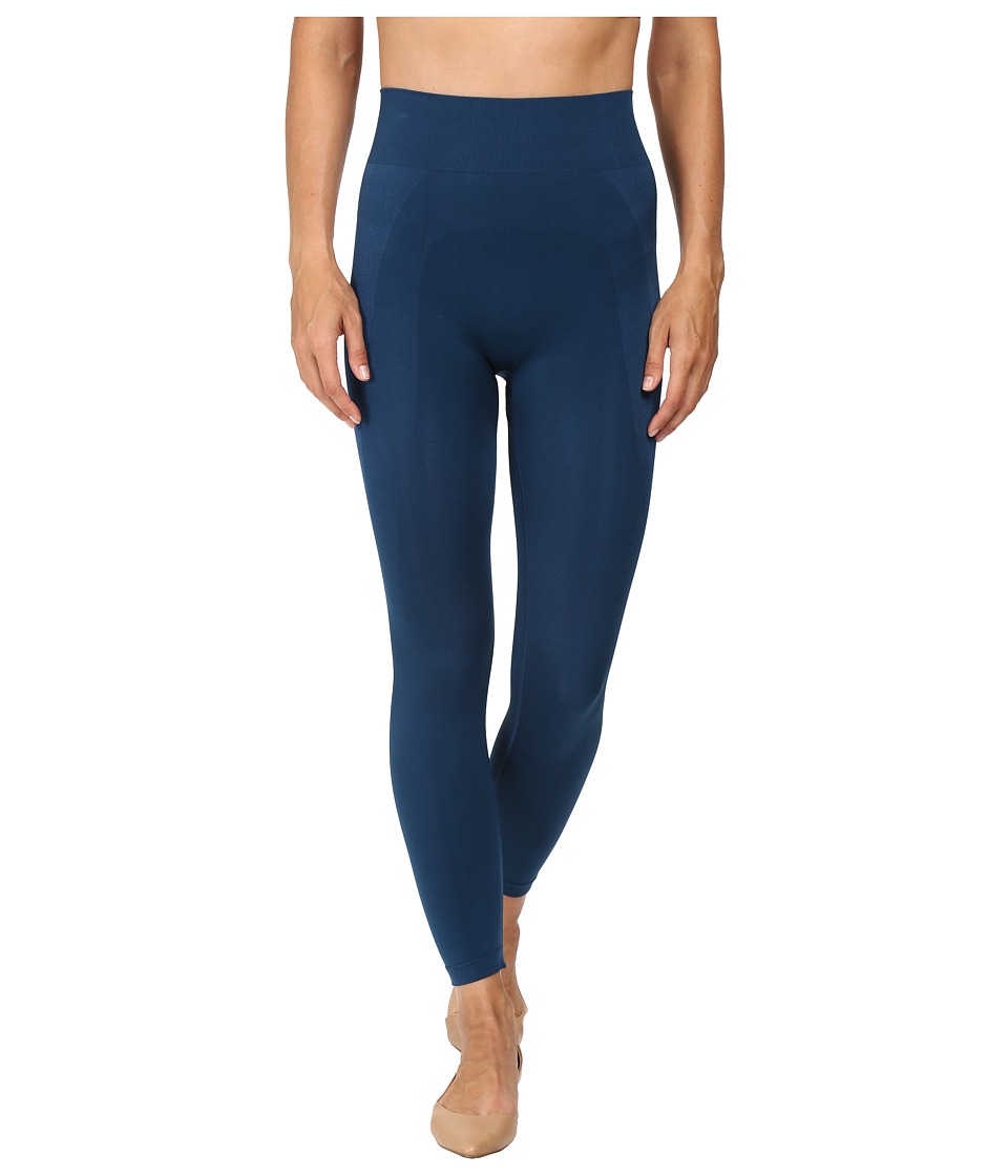 HUE Seamless Shaping Capris (Insignia Blue) Women
