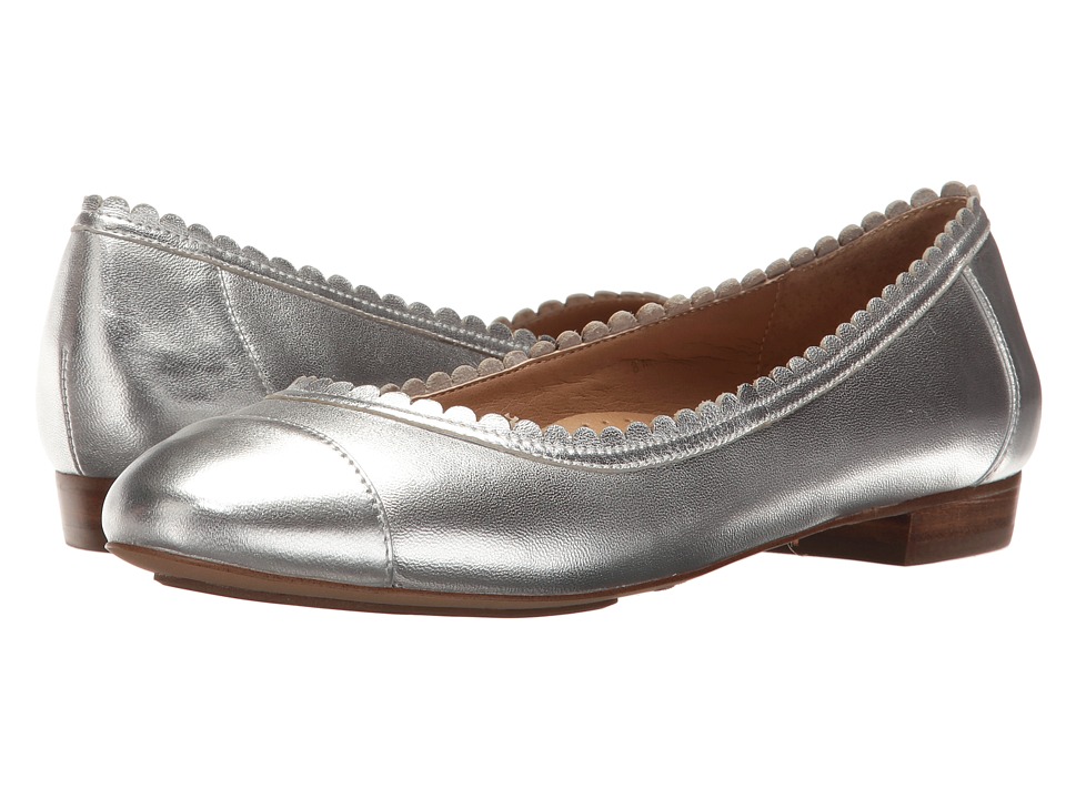 Vaneli Cabot (Silver Metallic Nappa) Women