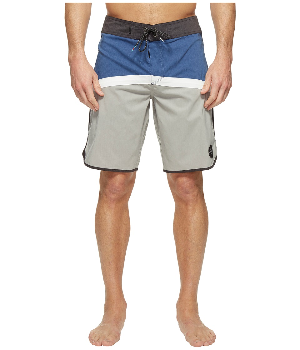 Quiksilver Crypto Scallop 20 Boardshorts (Estate Blue) Men