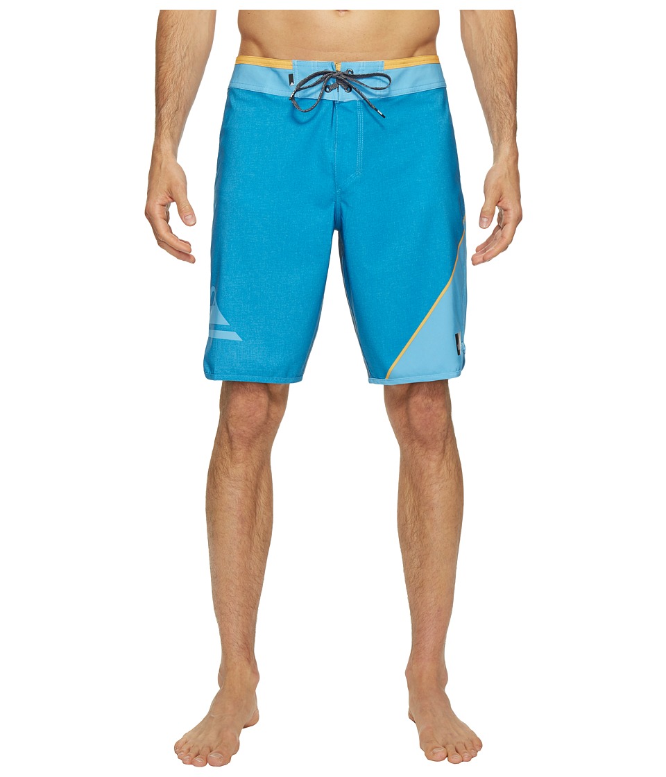 Quiksilver New Wave Everyday 20 Boardshorts (Bonnie Blue) Men