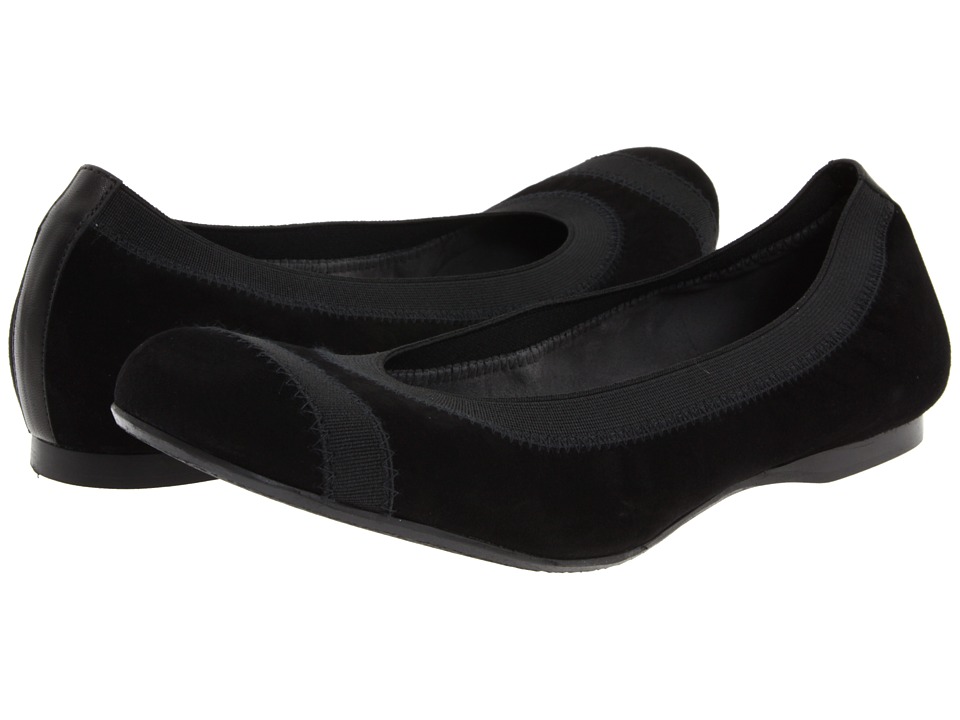Stuart Weitzman Giveable Womens Flat Shoes (Black)