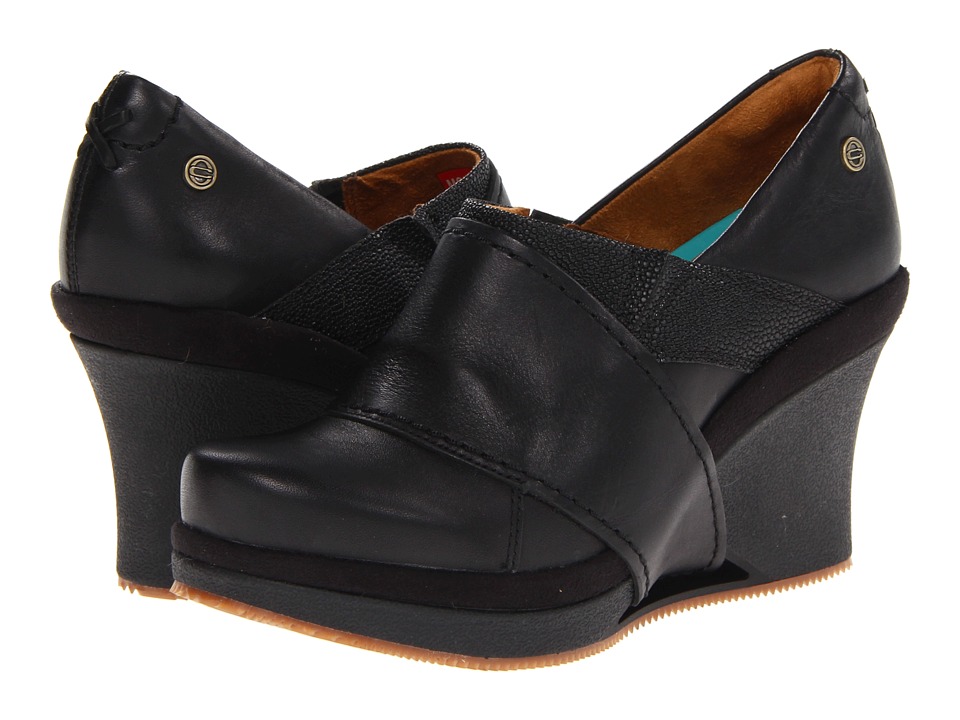 Upc 887278397359 Mozo Women S Divine Wedge Black 9 5 M Us Upcitemdb Com