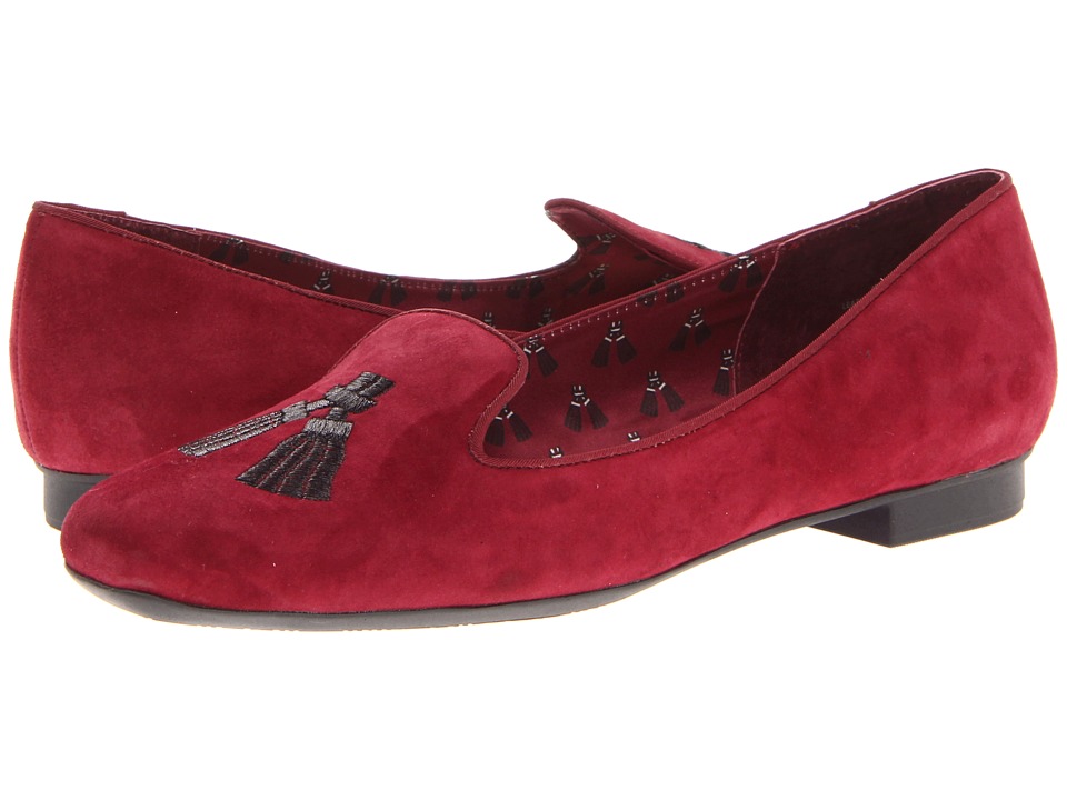 Isaac Mizrahi New York Kimil Womens Slip on Shoes (Burgundy)